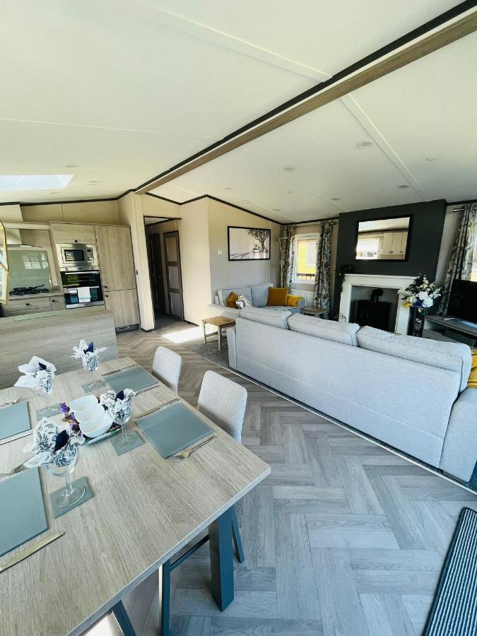 Holiday home Laburnum With Hot Tub York